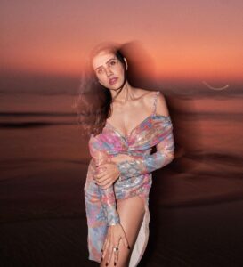 Sonnalli Seygall Instagram - She made love to the magic hour hoping it would turn into a year 💫 

#sunsetlover #magichour 

Photograph: @dieppj 
Dress: @mandirawirkhq