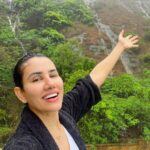 Sonnalli Seygall Instagram - Impromptu monsoon getaways have my ❤️ #Mondaymood #monsoonvibes #bliss #weekendgetaway