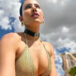 Sonnalli Seygall Instagram - A typical day at the @museumhotel 🌟 ——————————————————————— Swipe left to see the stunning property, their friendly faces and a whole lot of chill vibes that I’m digging there! #travelwithsonnalli #vacationdiaries #luxuryhotel #turkey #cappadocia #weekendmood #relaischateaux Cappadocia Turkey