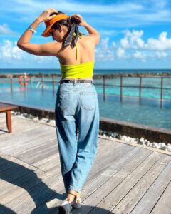 Sonnalli Seygall Instagram - Landed in paradise 📍💙

@villahotels @paradisemaldives 

#maldives #vacaymood #vacation #traveldiaries #paradise