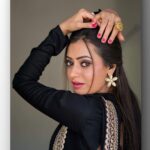 Sowmya Rao Nadig Instagram - Your failures define ur path to success !! #sowmyarao #sowmyasharada Costume @divya_varun_official Photography @ravi_cross_clickx #jabardasth #etvtelugu #positivequotes #positivethinking