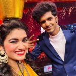 Sridevi Ashok Instagram - @bjbala_kpy Rockstar of Vijay Television comedy shows…. Have seen him in many tv shows but working with him on stage performance is a great experience.. such a humble person.. ❤️