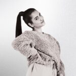 Tia Bajpai Instagram - I’m coming for the Throne 👑 Let me show them how it should be done. New Song OUT SOON 💎 #TiaB #Upgrade #NewSong
