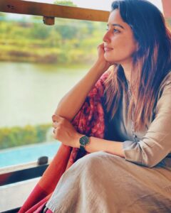Vaidehi Parashurami Instagram - Sunday mood carried forward…
Happy, relaxed & pleasant Monday! 🌞 

#mondaymood #chillscenes 
#staycalm #staystrong 
#staypatient #staypositive 
#stayhappy #stayhopeful 
#lifeisbeautiful