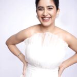 Vaidehi Parashurami Instagram - Whiter than white… For Dance Maharashtra Dance Little Masters Outfit by @sncontemporary Jewellery by @tuula.jewellery Heels by @londonrag_in Styled by @sayali_vidya Assisted by @nannikabhuptani Hair by @pranjalipatel_celebhairstylist Makeup by @vinayak_makeup Managed by @prernaasuryawanshi Personal assistant @mr.asalm_khan_46