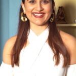 Vaidehi Parashurami Instagram - सीमासोबत उद्या 'आयचा घो' म्हणा आणि झोंब्यांना पळवून लावा! वर्ल्ड टेलिव्हिजन प्रिमिअर - झोंबिवली रविवार, १२ जून दु. १२ व संध्या. ६ वाजता फक्त आपल्या #ZeeYuva वर #Zombivli #ZombivliOnZeeYuva #WorldTeleVisionPremiere #vaidehiparshurami #vaidehiparashurami