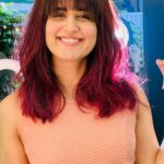 Vaidehi Parashurami Instagram - Change is good! 🔴 #fringe #redhighlights #haircut #haircolor #transformation #newlook #meetmytwin
