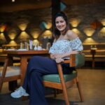 Vaidehi Parashurami Instagram - Promotions begin with a bang for #jagguanijuliet आमचं नवीन गाणं पाहिलं का? Link in bio Hair @nilampatel12 Make-up @vinayak_makeup Managed by @prernaasuryawanshi Assisted by @poojatayde Personal assistant @mr.asalm_khan_46 📸 @pixon_thestudio @harshal_tendya #jagguanijuliet #releasingsoon #10thfeb2023 #intheatres