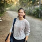 Vidhi Pandya Instagram - Date : 21.01.2022 Time : 7:31 AM 🌻🔆. #postworkout #beuniquelyyou #love Bombay