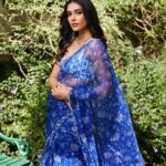 Aakanksha Singh Instagram - Jaipur 💙 💆🏻‍♀️💄 @meghapanchalmakeup 🥻@baisegaba 💍 @namasyajewellery 📸 @inaflare #royaljewelleryshow #jaipur #aakankshasingh