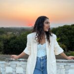 Aakanksha Singh Instagram - 🌅 ♥️ 🌳 👧🏼