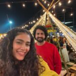 Aakanksha Singh Instagram - Just 💛 💁🏻‍♀️