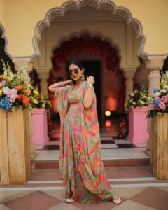 Aakanksha Singh Instagram - Haldi ready 🤩 🌸 

👗@paulmiandharsh
👂💍@rajmankaofficial 
🪄@pratikshachandak
📸 @rahulmansingh @jaipurweddingphotographers 

#aakankshasingh #feelingpretty