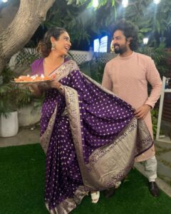 Aakanksha Singh Instagram - Mere tumhare sabke liye happy 🪔 Diwali 🤍

Wearing @neerusindia 
@nehaadhvikmahajan 🤍

#diwali2022 #deepawali2022 #aakankshasingh #deepawali #diwali