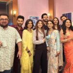 Aanchal Khurana Instagram - Major missing 🥹 . . . #badeachhelagtehain #balh2 #aanchalkhurana #nititaylor #alefiakapadia #poojabanerjee #hitentejwani #ajaynagrath #abhinavkapoor