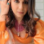 Aanchal Khurana Instagram - Tere te gila ei sanu Paglan dila we kanu La laiyan tu yaarian 🧡 . . . . . . . . #trending #dildarian #trendingaudio #instagram #feelinggood #potraits #photography #balh2 #sony #roadies #actor #entrepreneur #fashion #aanchalkhurana