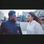 Aditi Ravi Instagram - Suttrum Vizhi with pokkiri swamichan🤣🤣🤣 @narasimhaswamy_ Masmarika edit by @raakz.ashraa 🤣 Location fun #reels #reelitfeelit #funny #tamil