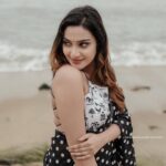 Aditi Ravi Instagram - 🖤………….🤍 #connectthedots! #life 📸 : @jishnumurali_ 💄: @_arya_jithins_makeover Hair : @makeovers_by_anjaly 👗 : @tiana_designers VC : @joseph_seby__ Retouching : @abhishek__asokan