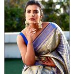 Aishwarya Rajesh Instagram – Wearing this beautiful saree from @avantrabytrends ❤️❤️❤️ 
Makeup @ananthmakeup 
Hairstylish @m_a_h_i_hairdo 
Asistant @supramanian.d 
Saree @avantrabytrends
Photography @udaya_kaptures