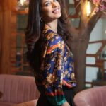 Aishwarya Sakhuja Instagram - Spread smiles, it's free therapy! ✨ . . #positivity #photooftheday #smiles #spreadsmile #spreadlove #instagood #instamood #instadaily #aishwaryasakhuja