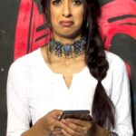 Aishwarya Sakhuja Instagram - I'm working strongly on turning my kamzori into my strength ✔️ . . #funny #comedy #comedyreels #funnyreels #reels #reelsinstagram #aishwaryasakhuja