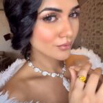 Akansha Chamola Instagram - Glitter in the sky Glitter in my eyes Shining just the way i like ………….. . . . . . . . . . . . . . . . . . . . . . . . #reelgram#reelkarofeelkaro #reelsindia #makeuptransformation #makeuplover #makeupideas #nudemakeup #diamondmakeup #lookbook #makeupreels #transitionreels #reelideas #instalook #instamakeup #instapretty #glowupreels #instahair #glammakeup #glamdoll #trending