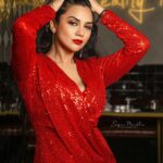 Akansha Chamola Instagram - ✨Elegance is Good taste plus a dash of Daring✨——— Carmel Snow Location : @invisiblegastronomybar @anishbhadech 📸 @artographybysagar asst. 📸 @me_photowala_shyam HMUA @nikksmua @nikksmakeupartist styled by @styledby_niral . . . . . . . . . . . . . . . . . . . . . . . #photoshootideas #fashionpost #fashionphotography #styleinspo #photoshoot #lookbook #stylediary #trending #prettygirls #prettylittleliars #sassygirl #portraitphotography #stylegram #instahair #instalook #instamakeup #glamdoll #browneyes #browngirl #brownskingirls #red #cutegirls😘 #reddress #outfitideas #sequindress #sequins #glittermakeup