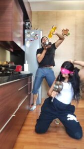 Akansha Chamola Instagram - Chuuttti ke dinn Diwali ki safai be like ........
 
#trending #reeltoreel #reelsinstagram #reelsgram #reelkarofeelkaro #reelsindia #diwalivibes #diwalimadness #cleaning #gauravkhanna #Mr&Mrskhanna #couplegram #relationshipgoals #marriagediaries #crazycouple #funnyvideos