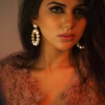 Akansha Chamola Instagram - So much to be thankful for....... 📸@vivanbhathena_official 💄@tejasshahmakeuporiginal 💇‍♀️@hairstylist_jennny . . . . . . . . . . . . . . ..... . . . . . . . . . . . . ... . . .. . . #fashionphotography #fashiondiaries #photooftheday #photoshootideas #outfitinspo #pinkpinkpink #instadaily #instamakeup #lookbook #instalook #loveme #instahair #messyhair #fashiondiaries #vibes #instacool #instaeyes