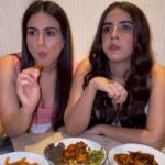 Aksha Pardasany Instagram - Tag that tu nai jaa rahi toh main bhi bhana maar deti hoon wala partner 👯‍♀️💕 #friendship #girls #reelsinstagram #funnyvideos #reels #shirinsewani#akshapardasany