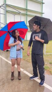 Aksha Pardasany Instagram - That’s what @akshapardasany makes me do when the director says guys please go and rehearse your lines😜😜😂😂make reels!! #mp #shootmode #web #life #costar