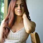Aksha Pardasany Instagram - Can’t think of a caption for this one so you’ll can caption it for me 🤗