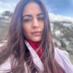 Aksha Pardasany Instagram – Happiest on the mountains ❤️

#himachal #travel #portrait #manali Manali Himachal Pardesh