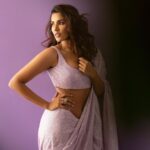 Akshara Gowda Instagram - Amore ❤️‍🔥 Photography @shareefnandyala Makeup and hair @pranathibandi Styling @priyankaarik Assisted and BTS and video courtesy @_salonii.jainn_ Wearing @gummadidalashashi.label Accessories @arikatelier Production @studiolluxe #coffeelover #skincare #aksharagowda #stylishtamilachi #aksharagowdabikki #stylishtamizhachi #dancing #saree #lilac #hot #reelsinstagram #trendingreels