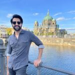 Akshay Oberoi Instagram - December should be officially declared as a holiday! #TakeMeBack #Vacation #Travelling #Throwback #ThrowbackThursday