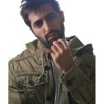 Akshay Oberoi Instagram - You talking to me? #Wednesday #WednesdayVibes