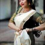 Ameya Mathew Instagram - പാട്ടിന്റെ വരിയിലെ ഒരു വാക്ക് പോലും മനസ്സിലായില്ല... എന്നാലും സോങ് ട്രെൻഡ് ആണോ ഡാൻസ് നിർബന്ധാ...😌💃🏻🎶💥 . 🎥 @jinu____jk @aju_bhuvanendran ✂️ @kichuanil.efx_ 💄 @soniyamakeoverstudio 🥻 @jishnuandvishnu 📍 @kalpadiyil Ornaments @magmatvm #mainaruvettikatti #reelitfeelit #trendingreels Trivandrum, India