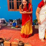 Amrutha Nair Instagram - വ്രതശുദ്ധിയോടെ എല്ലാ സങ്കടങ്ങളും എല്ലാ ആഗ്രഹങ്ങളും അമ്മയിൽ അർപ്പിച്ചുകൊണ്ട് മറ്റൊരു പൊങ്കാല കൂടി #attukalpongala ♥️ Trivandrum, India