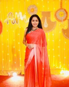 Ananya Instagram - Day2
 
Jewellery @silver_andsalt 

 #vibes #brother #shadi #sangeetoutfit #saree #colors #dance #funtimes #latepost #😜 

#ananya #ananyanair