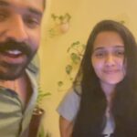 Ananya Instagram - @_arjungopal_ our paatukaran 🎤🎶#brothersisterlove #littlebrother#oursingerpayyan#my thakudu