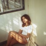 Ananya Panday Instagram - everything is just better on film 🎞️