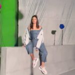 Ananya Panday Instagram - FASHUN 🧢 what really happens w me behind the scenes 🥲