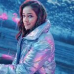 Ananya Panday Instagram - 🚨ONLY and @AnanyaPanday are back in a dynamically high octane EVERYVERSE with ONLY Thing I Want Is Everything 2.0 Dive into a place that blurs the lines between real and reel! Unleash Magic, Fashion and EVERYTHING Surreal with the groovy anthem, yet again! 💟 #ONLYIndia #ONLYThingIWantIsEverything