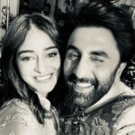 Ananya Panday Instagram - new day, new shoot, new best friend 😁 #DostAstra ✨