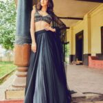 Ananya Panday Instagram - Bujji kanna 😋🖤 #Warangal you were all love and love and love 🤍 #Liger25thAugust
