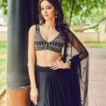 Ananya Panday Instagram - Bujji kanna 😋🖤 #Warangal you were all love and love and love 🤍 #Liger25thAugust