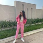 Anikha Instagram – still not over whites and pinks🤍

@ohmydarlingmovie 

fit: @arsignatureofficial