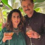Anil Kapoor Instagram - Cheers to another year around the sun with my life ❤️ @kapoor.sunita Thank you all for the love, warmth and wishes! Truly overwhelmed!