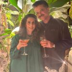 Anil Kapoor Instagram - Cheers to another year around the sun with my life ❤️ @kapoor.sunita Thank you all for the love, warmth and wishes! Truly overwhelmed!