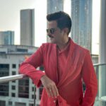 Anil Kapoor Instagram - The colour of the day is RED for the @malabargoldanddiamonds Store Launch in Sharjah! Dubai, United Arab Emirates